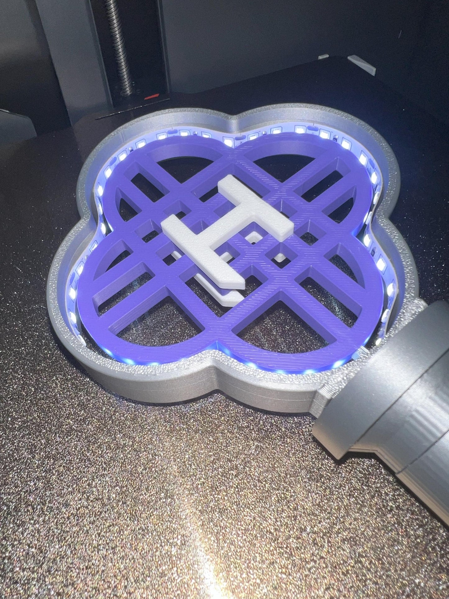 Huntrix LED Light Stick Prop β 3D Printed Fan Art | K-Pop | Cosplay Piece | Demon Hunter Band